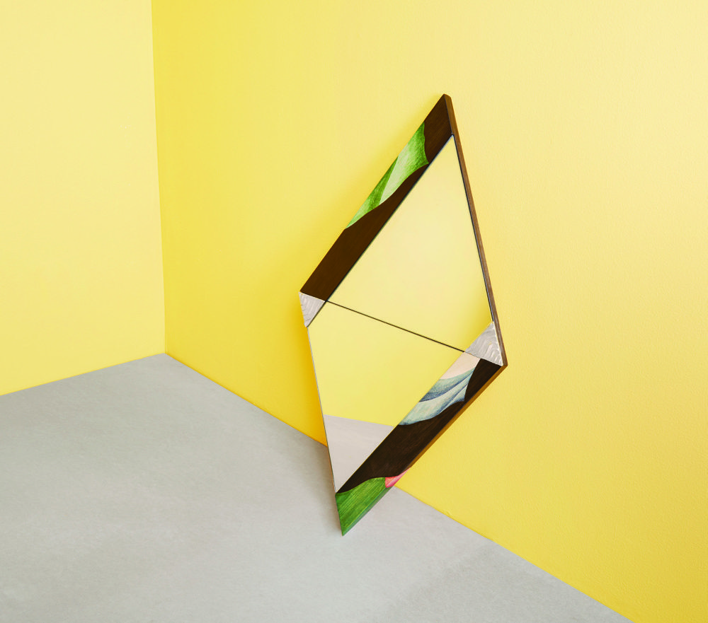 Design, Vera Panichewskaja, Hidden Pyramids Mirror