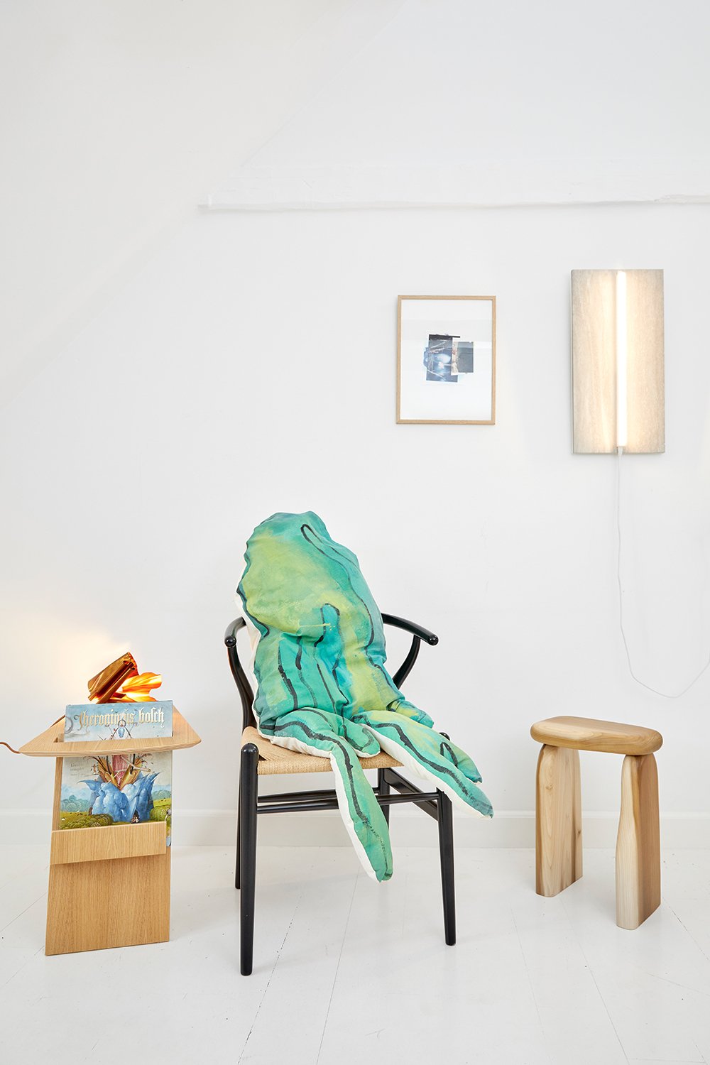 Scandinavian apartment filled with contemporary design pieces by Lumière Bricoleur
