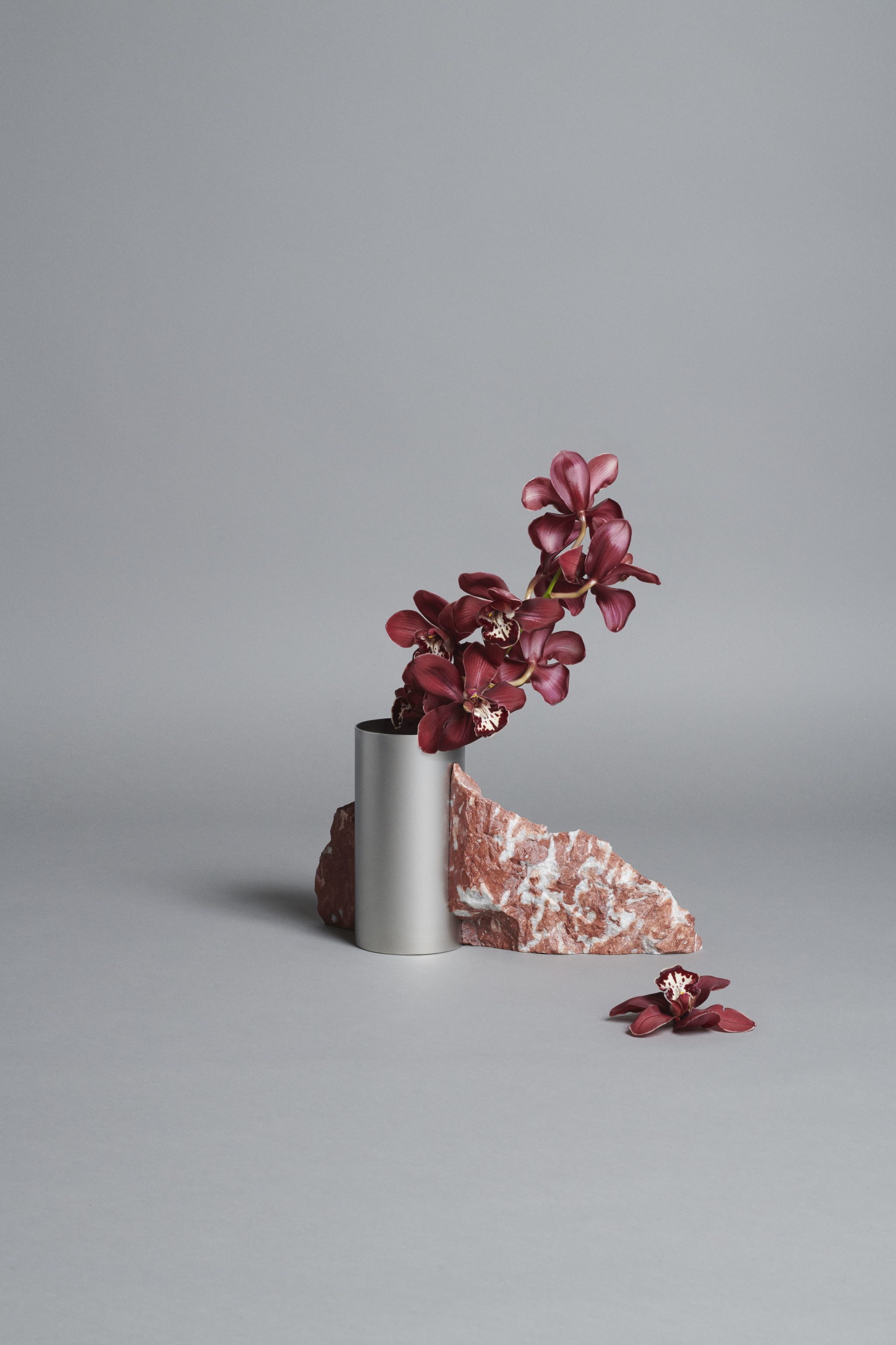 Bloc Studios x Tableau, Minimal red marble and metal vase