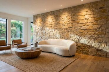 salon avec parement en granit